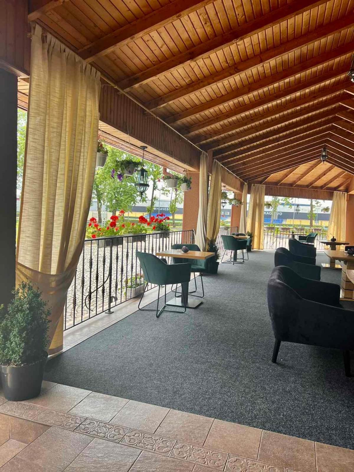 Hotel Intourist Mukatschewo Exterior foto